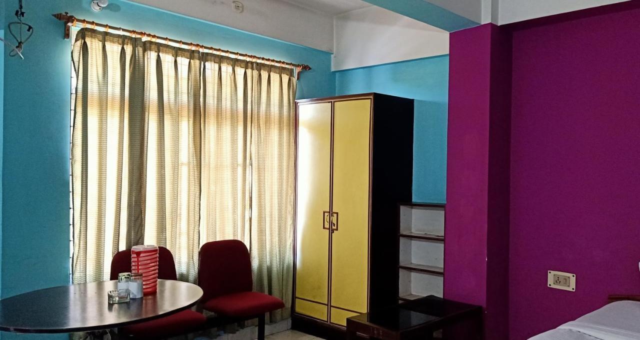 Lg Towers Hotell Guwahati Exteriör bild