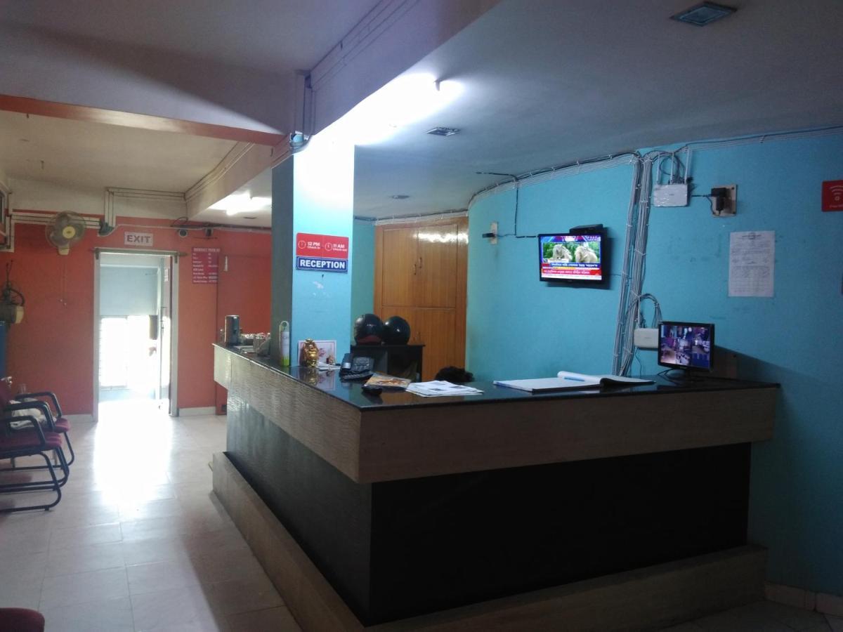Lg Towers Hotell Guwahati Exteriör bild