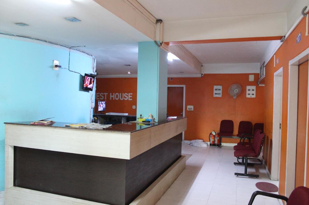 Lg Towers Hotell Guwahati Exteriör bild