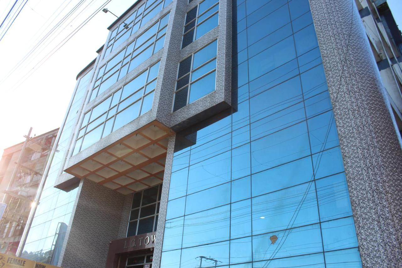 Lg Towers Hotell Guwahati Exteriör bild